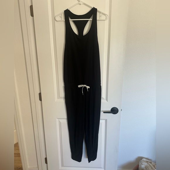 Vuori Black Sleeveless Jumpsuit - Picture 2 of 2